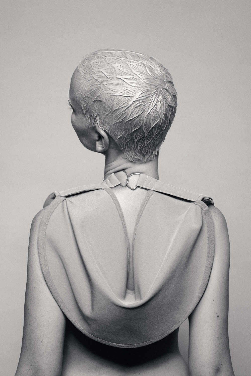 Wet Look Short Crop - Haarmacher Berlin - ECHO Collection